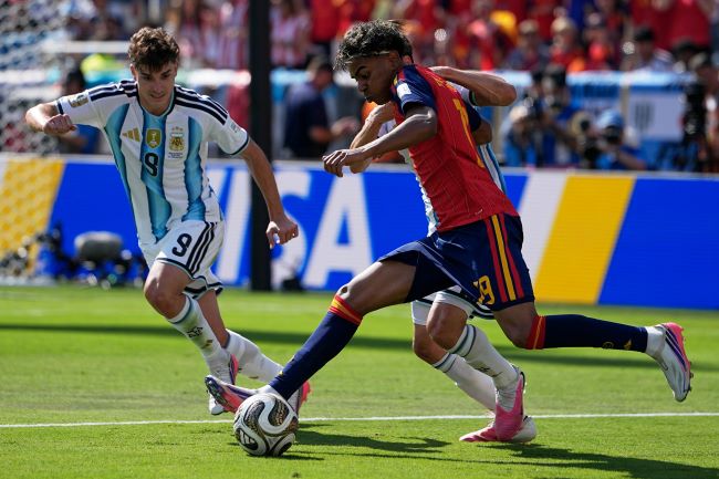Spain beat Argentina to win World Cup