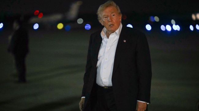 Trump invested in companies profiting from war on Iran