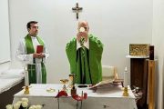 The Holy Father celebrates mass in hospital